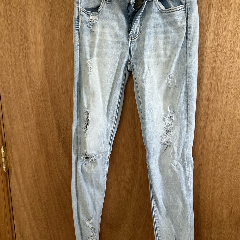 American Eagle Ripped Skinny Jeans
